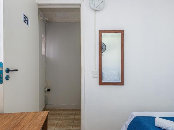 Pousada Hostheo liberdade : photo 5 de la chambre chambre simple