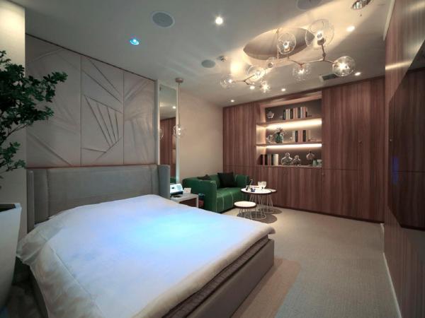 Design Hotel W Zip Club : photo 4 de la chambre chambre lit queen-size de luxe