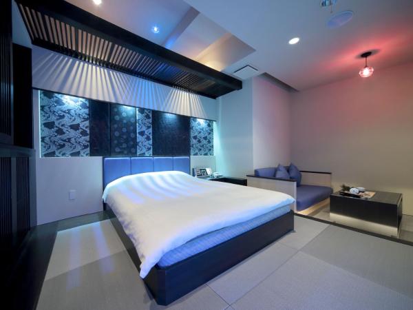 Design Hotel W Zip Club : photo 2 de la chambre chambre lit queen-size de luxe