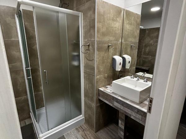 Viajero Calafate Hostel : photo 5 de la chambre chambre simple standard