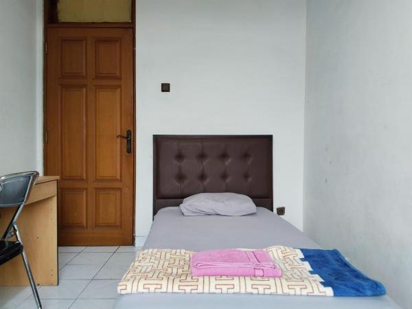 Griya Cempaka Baru At-Taqwa Syariah : photo 1 de la chambre chambre simple standard