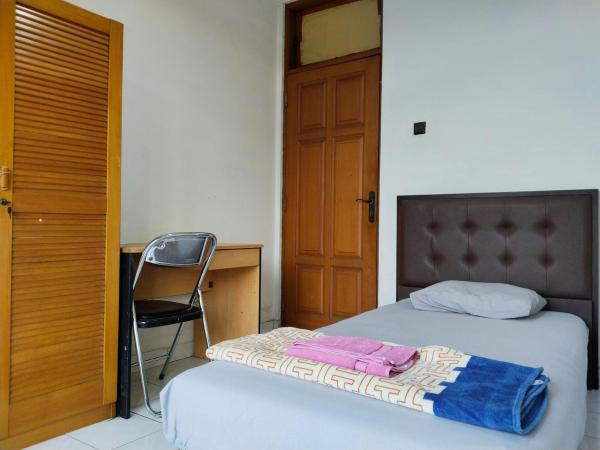 Griya Cempaka Baru At-Taqwa Syariah : photo 2 de la chambre chambre simple standard