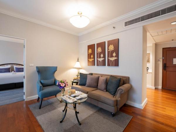 The Sukosol Hotel : photo 7 de la chambre chambre double familiale