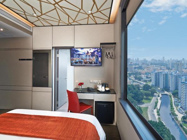 Hotel Boss : photo 3 de la chambre chambre double supérieure avec balcon