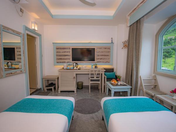 Beach Lodge : photo 2 de la chambre chambre lits jumeaux - vue sur lac