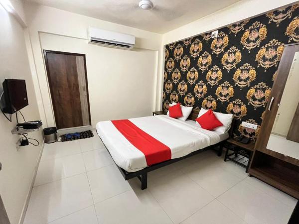 Hotel Kalyan Palace : photo 9 de la chambre chambre lit queen-size deluxe