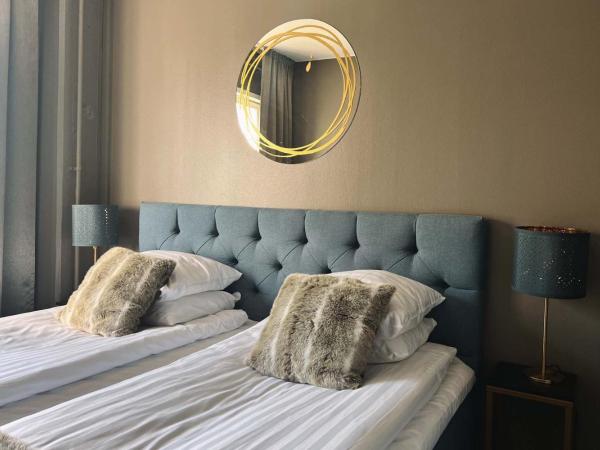 Hotel Golden Circle Suites : photo 3 de la chambre suite supérieure avec sauna