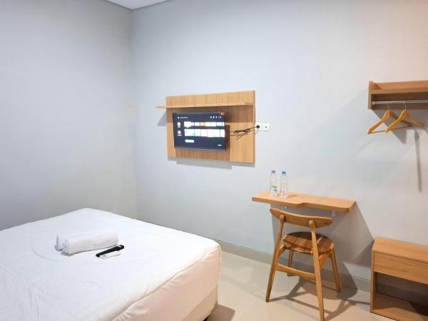 Daffa Inn Syariah near Jogja City Mall mitra RedDoorz : photo 7 de la chambre chambre double standard