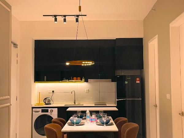 Axon Residence Near Pavilion : photo 9 de la chambre appartement 3 chambres avec vue