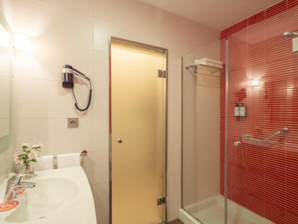 Hotel Granada by Pierre & Vacances : photo 1 de la chambre chambre double ou lits jumeaux