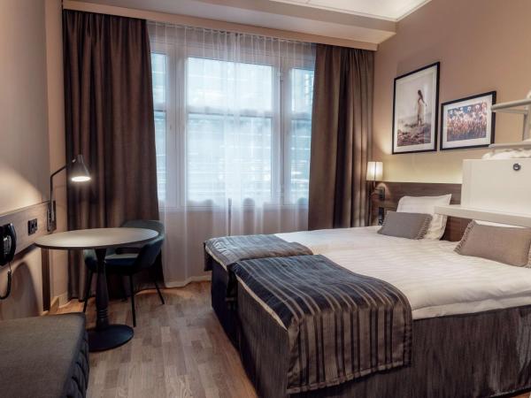 Scandic Helsinki Airport : photo 2 de la chambre chambre double familiale