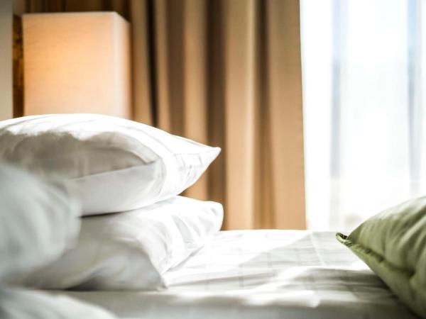 Scandic Helsinki Airport : photo 2 de la chambre chambre lit queen-size