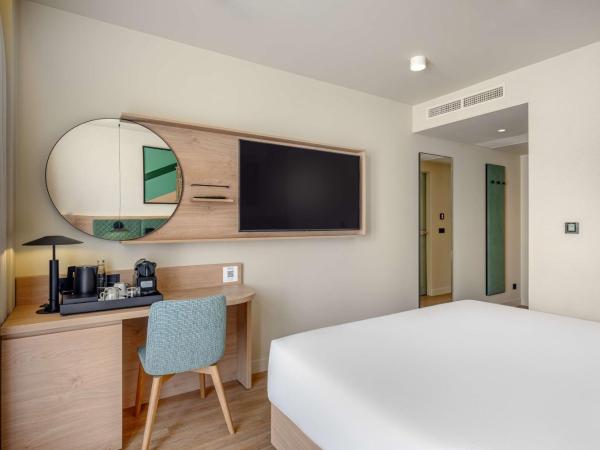 Hilton Garden Inn Debrecen City Center : photo 1 de la chambre chambre lit king-size