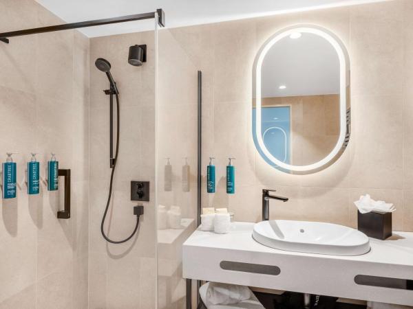 Hilton Garden Inn Debrecen City Center : photo 4 de la chambre studio lit king-size