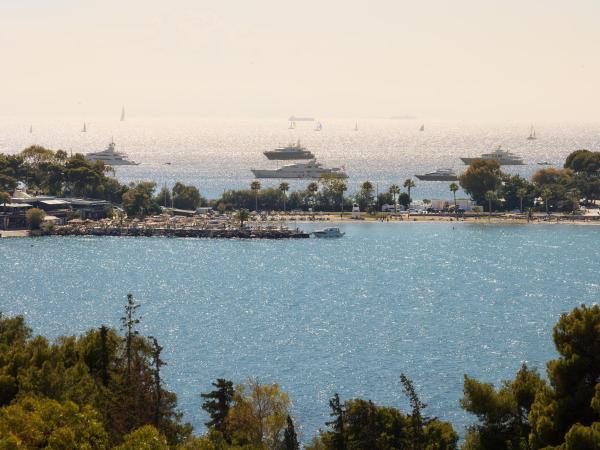 The Roc Club : photo 5 de la chambre club junior suite sea & astir marina views