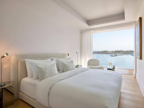 The Roc Club : photo 2 de la chambre club 1 bedroom suite, sea & astir marina views
