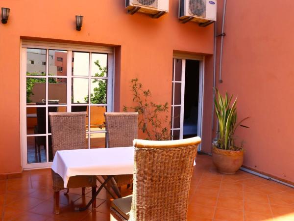 Rooms Palace Appart-Hôtel : photo 6 de la chambre appartement avec balcon