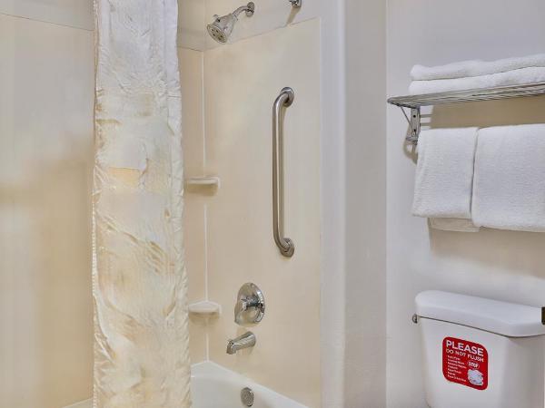 Baymont by Wyndham Tucson Airport : photo 6 de la chambre chambre 2 lits queen-size - non-fumeurs