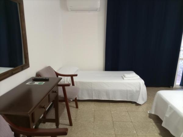 Vintage Hotel Mercedes : photo 2 de la chambre chambre triple