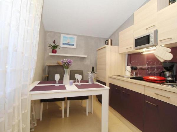 Rooms and apartments PALMA B&B : photo 9 de la chambre appartement - vue sur mer