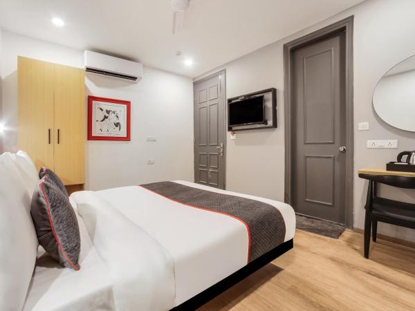 Super Townhouse 158 Near Netaji Subhash Marg Near Appu Ghar : photo 5 de la chambre chambre triple classique