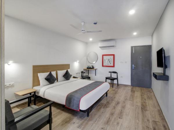 Townhouse RCC Majestic LB Nagar : photo 10 de la chambre chambre triple classique