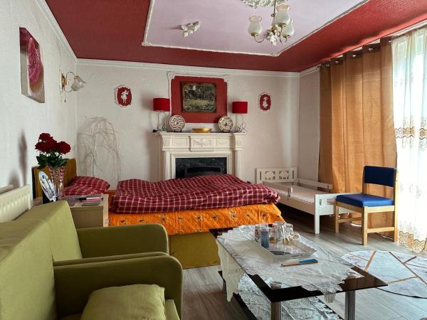 NKDR Lodge : photo 2 de la chambre chambre double standard avec salle de bains commune