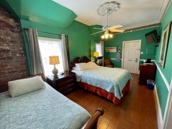 Hotel Villa Convento : photo 6 de la chambre chambre lit queen-size avec lits jumeaux