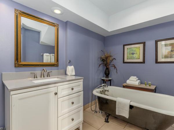 Hotel Villa Convento : photo 9 de la chambre suite lit king-size avec balcon