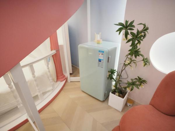 Shanghai Dino Star Homestay - Near Disneyland : photo 10 de la chambre princess belle's castle room