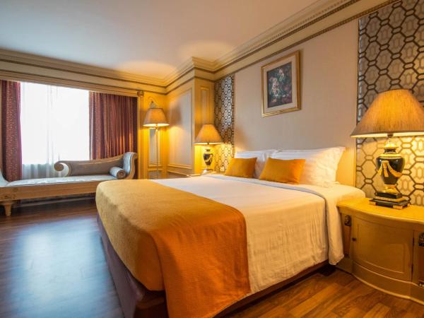 Golden Tulip Sovereign Hotel Bangkok : photo 3 de la chambre suite lit king-size exécutive