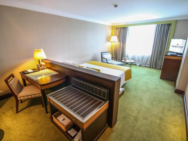 Golden Tulip Sovereign Hotel Bangkok : photo 4 de la chambre chambre lit king-size exécutive