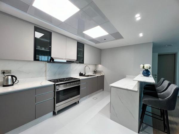 Stunning Palm Island And Arabian Sea Views On 67th : photo 7 de la chambre appartement 3 chambres