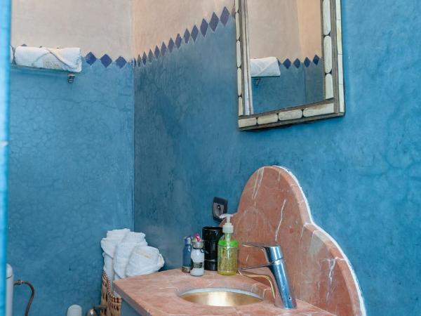 Dar Tuscia : photo 9 de la chambre chambre triple avec salle de bains privative