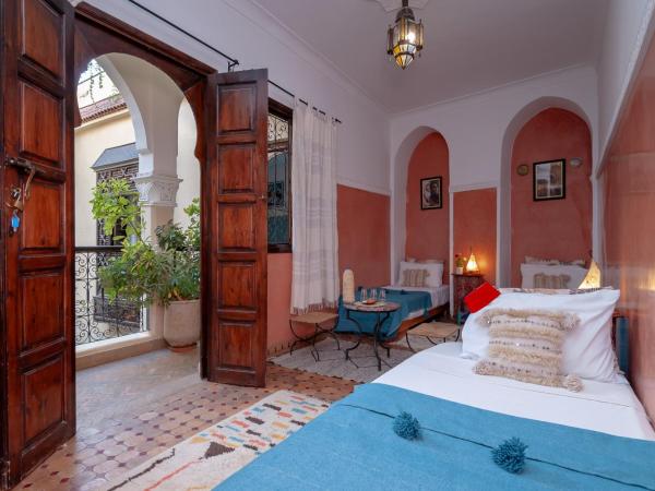 Dar Tuscia : photo 2 de la chambre chambre triple avec salle de bains privative