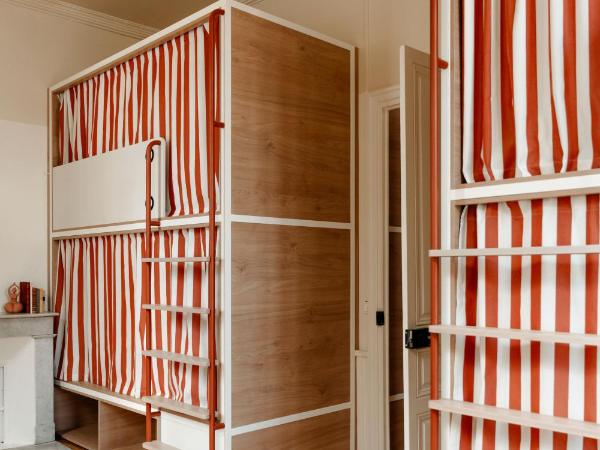 CENTRAL LA ROCHELLE : photo 2 de la chambre dortoir mixte de 10 lits