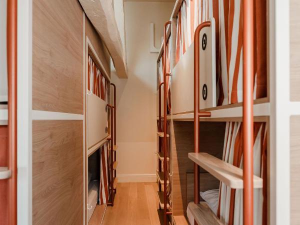 CENTRAL LA ROCHELLE : photo 9 de la chambre 12 lits dans dortoir mixte