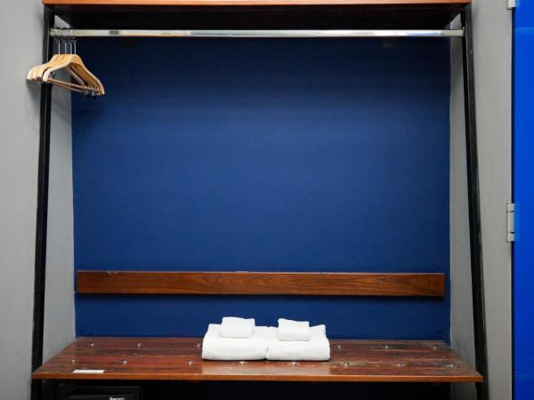 Mestyle Garage Hotel : photo 6 de la chambre chambre double standard avec balcon