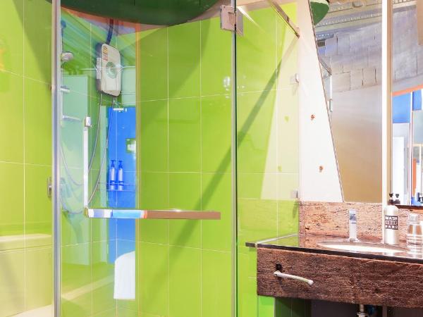 Mestyle Garage Hotel : photo 7 de la chambre chambre double standard