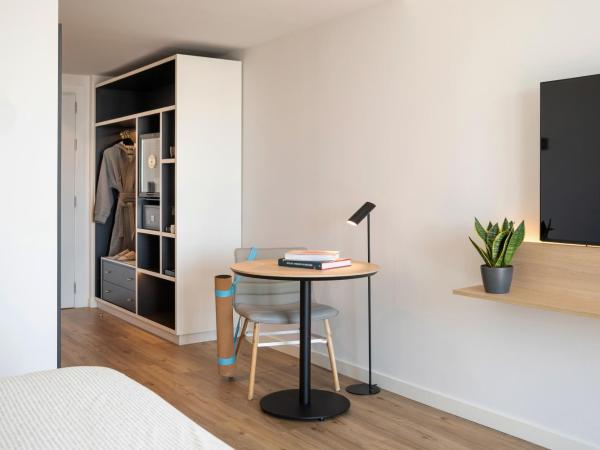 INNSiDE by Meliá Madrid Valdebebas : photo 4 de la chambre the studio with terrace