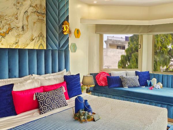 Hotel Sarang Palace - Boutique Stays : photo 8 de la chambre panoramic view room with day bed
