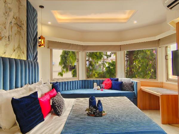 Hotel Sarang Palace - Boutique Stays : photo 7 de la chambre panoramic view room with day bed
