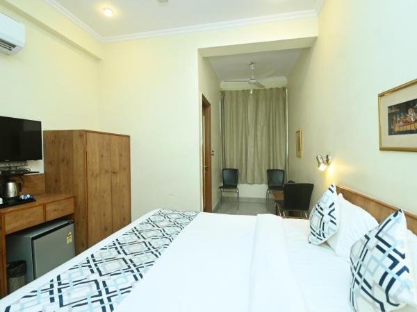 Hotel Yulia- Le Amour Inn : photo 2 de la chambre chambre double deluxe