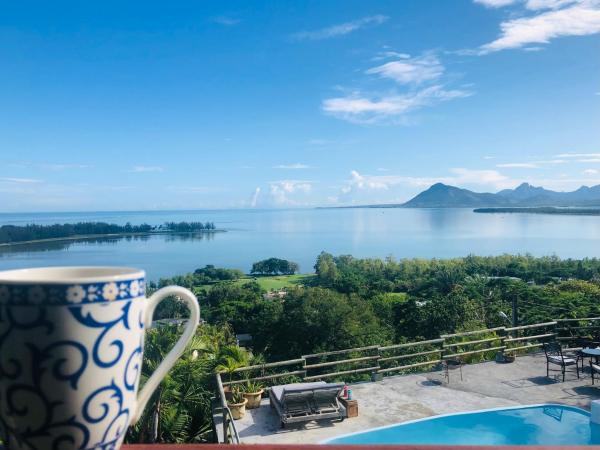 Le Morne - Au bout du Monde - 1 chambre calme et repos : photo 1 de la chambre chambre double avec salle de bains privative