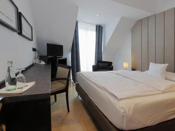 DEVIN Art Hotel : photo 5 de la chambre chambre double standard