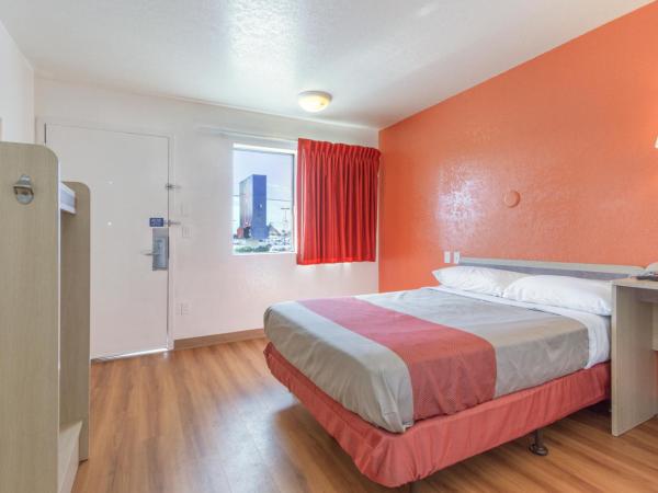 Motel 6-Phoenix, AZ - North Bell Road : photo 2 de la chambre chambre double deluxe