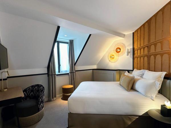Hotel Grand Coeur Latin : photo 3 de la chambre  chambre simple avec lit double