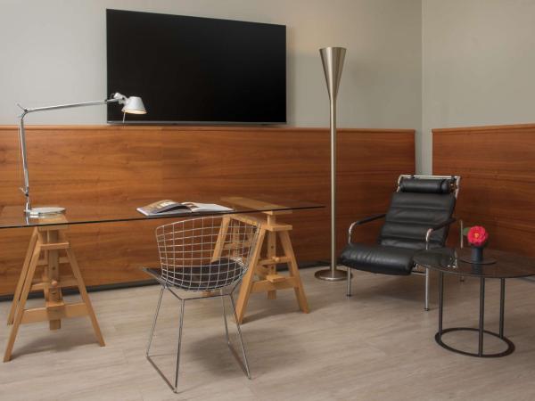 NH Torino Lingotto Congress : photo 3 de la chambre suite