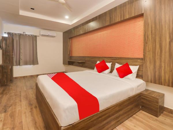 Hotel R Square Grand : photo 1 de la chambre chambre double standard