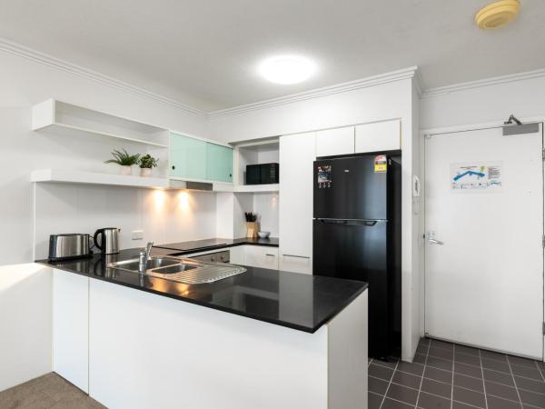 South bank Serviced Apartments : photo 7 de la chambre two-bedroom apartment with balcony and two bathrooms